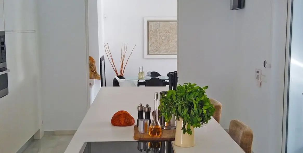 Sale of detached villa in Hacienda Las Chapas 12