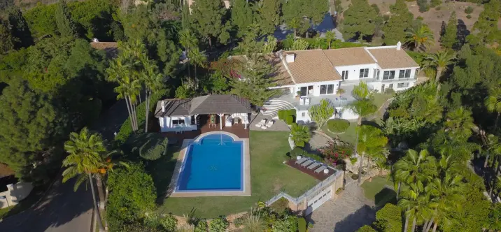 Venta de villa independiente en Hacienda Las Chapas 2