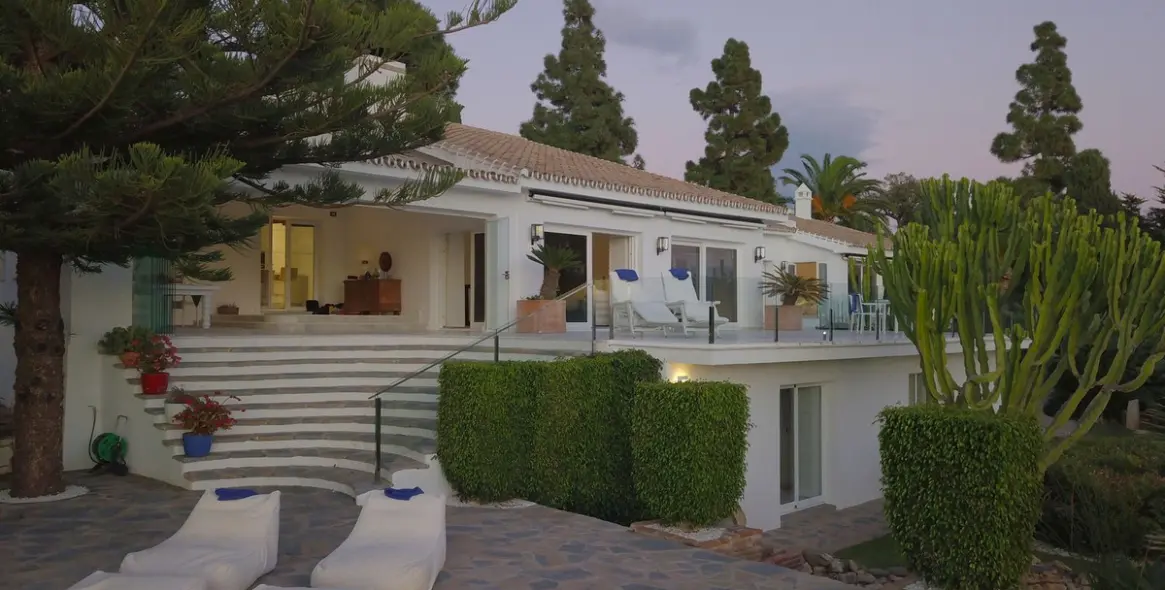 Продажа  отдельно стоящей виллы в Hacienda Las Chapas 66