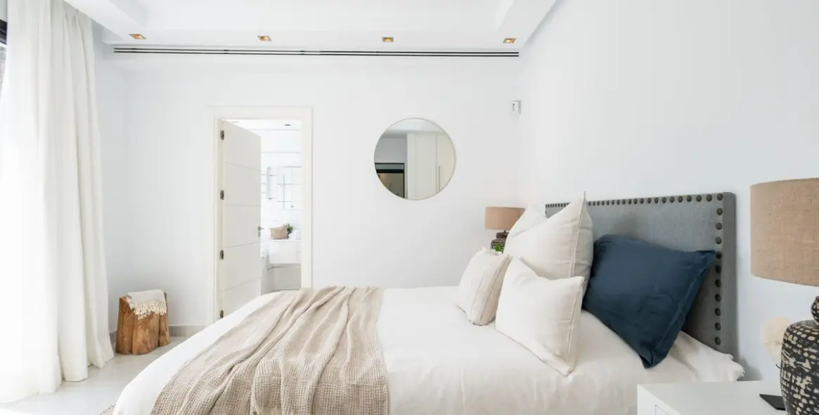 Sale of detached villa in Nueva Andalucía 17