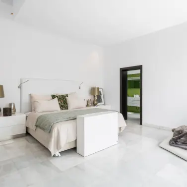 Sale of detached villa in Nueva Andalucía