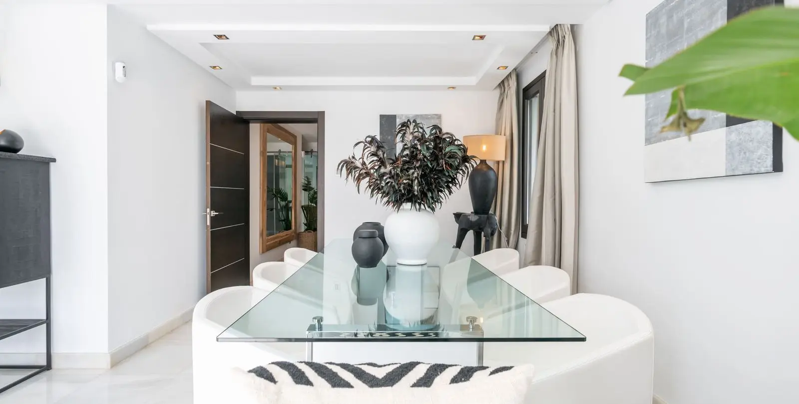 Sale of detached villa in Nueva Andalucía 5