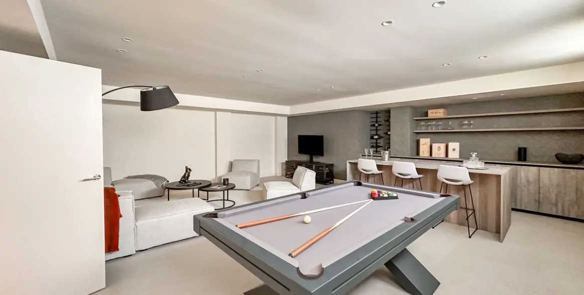 Продажа  отдельно стоящей виллы в New Golden Mile 84