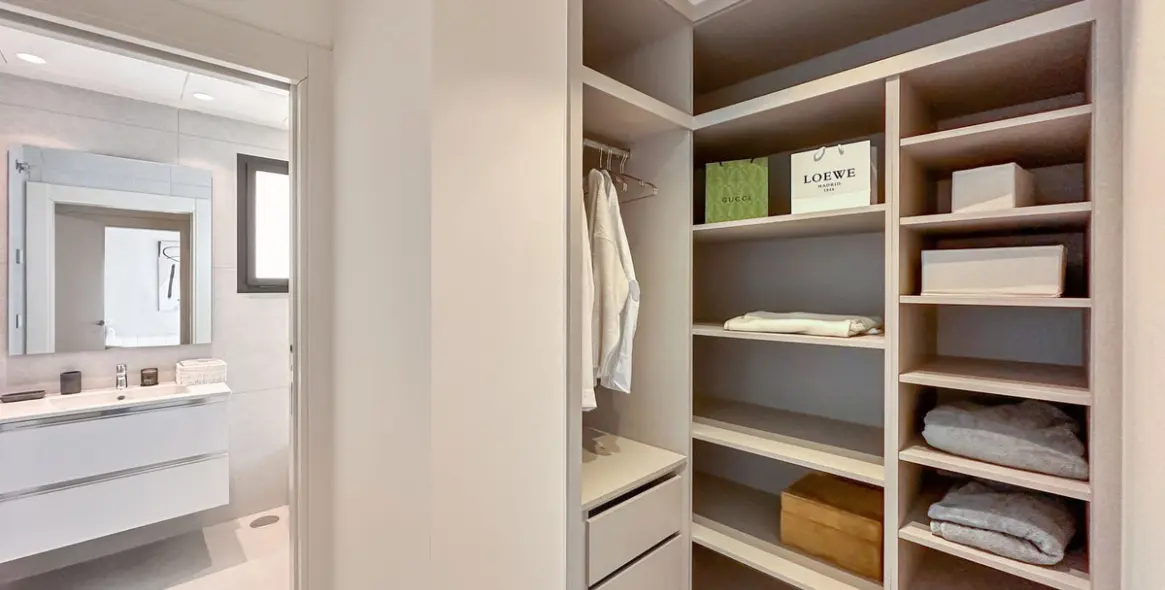 Продажа  отдельно стоящей виллы в New Golden Mile 86