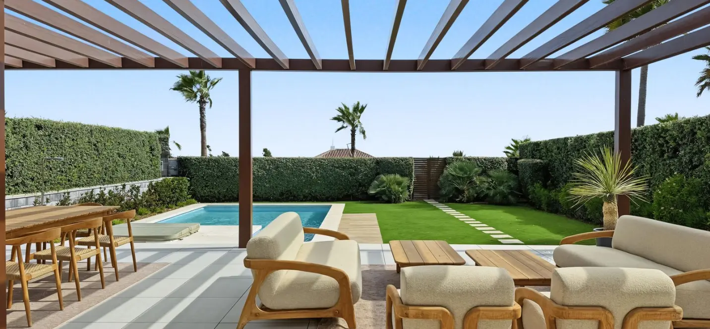 Venta de villa independiente en New Golden Mile 1