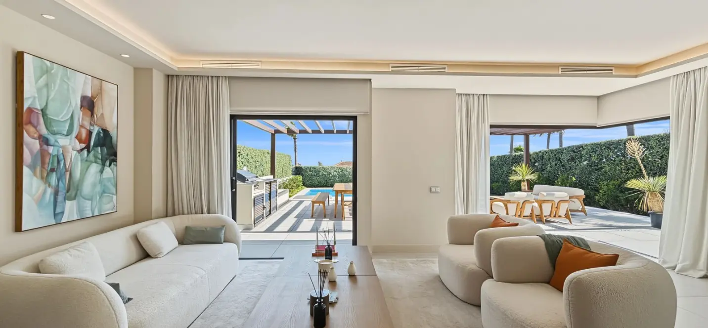 Venta de villa independiente en New Golden Mile 3