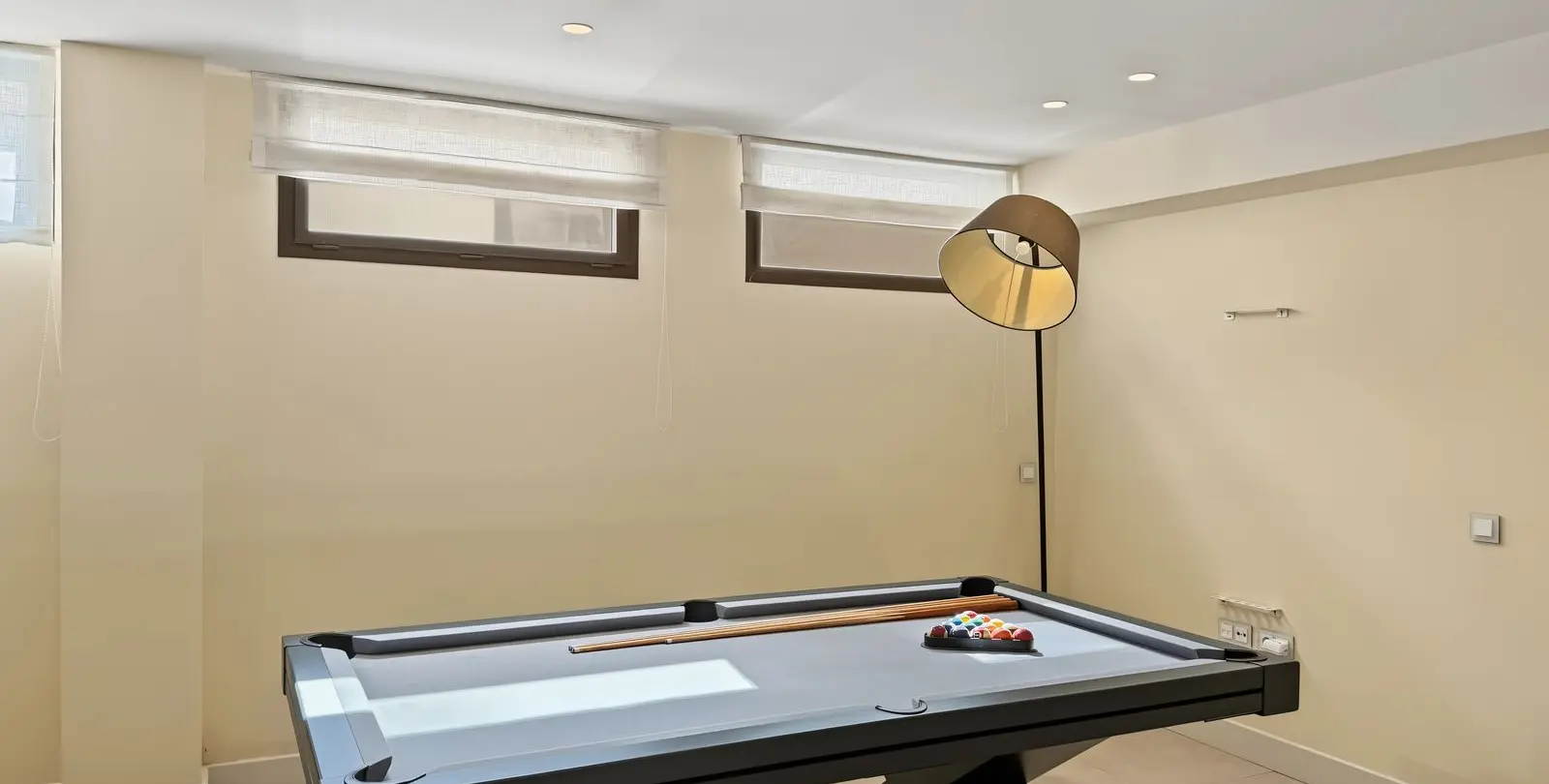 Продажа  отдельно стоящей виллы в New Golden Mile 41