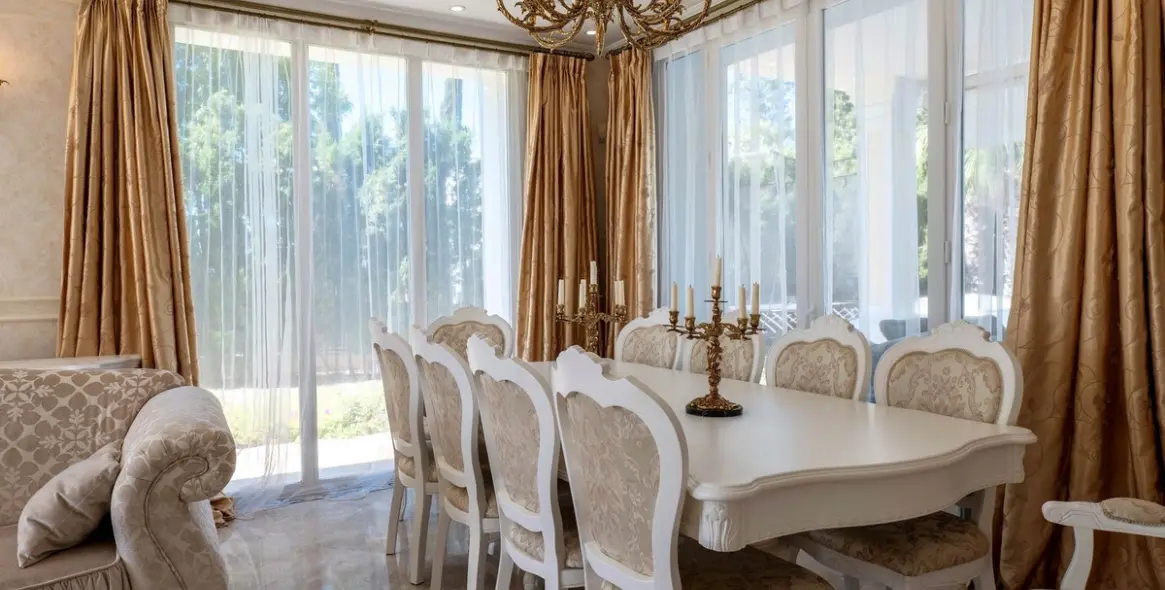 Продажа  отдельно стоящей виллы в El Rosario 8