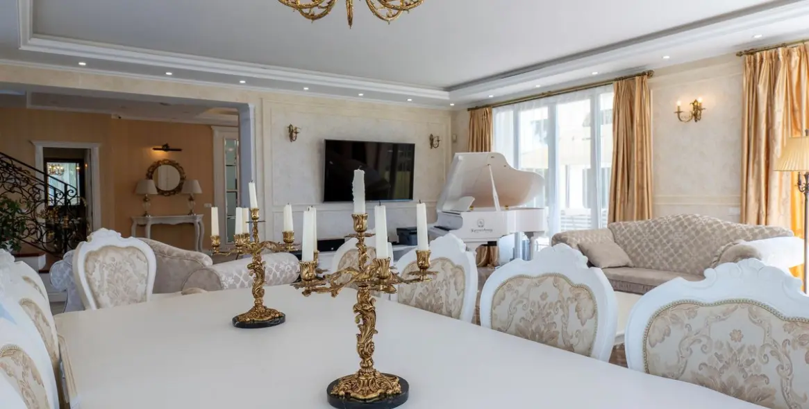 Продажа  отдельно стоящей виллы в El Rosario 10