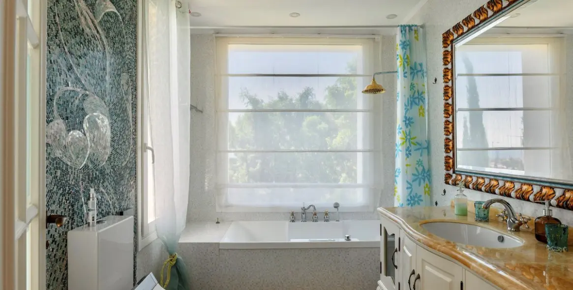 Sale of detached villa in El Rosario 24