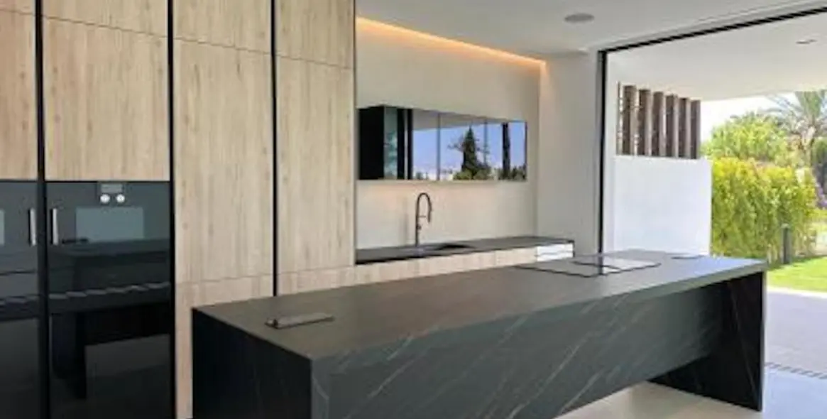 Sale of townhouse in Marbella (district The Golden Mile) 10