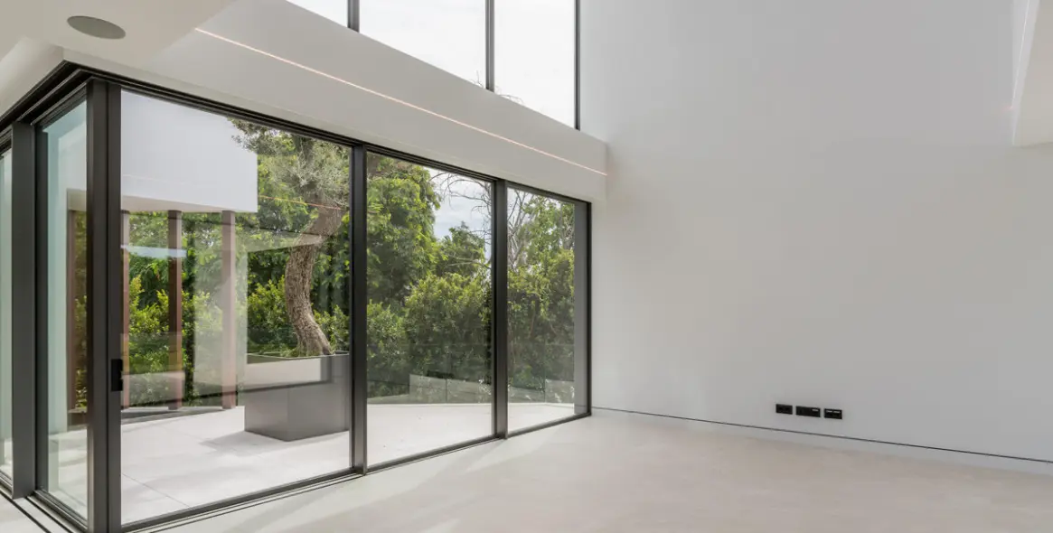 Sale of semi-detached house in Marbella (district The Golden Mile) 2