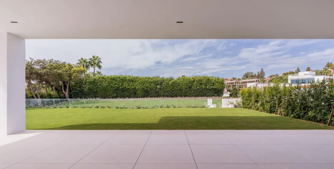 Sale of semi-detached house in Marbella (district The Golden Mile) 3