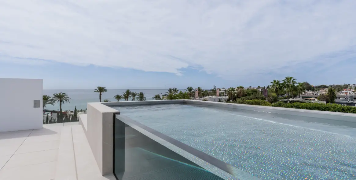 Sale of semi-detached house in Marbella (district The Golden Mile) 6