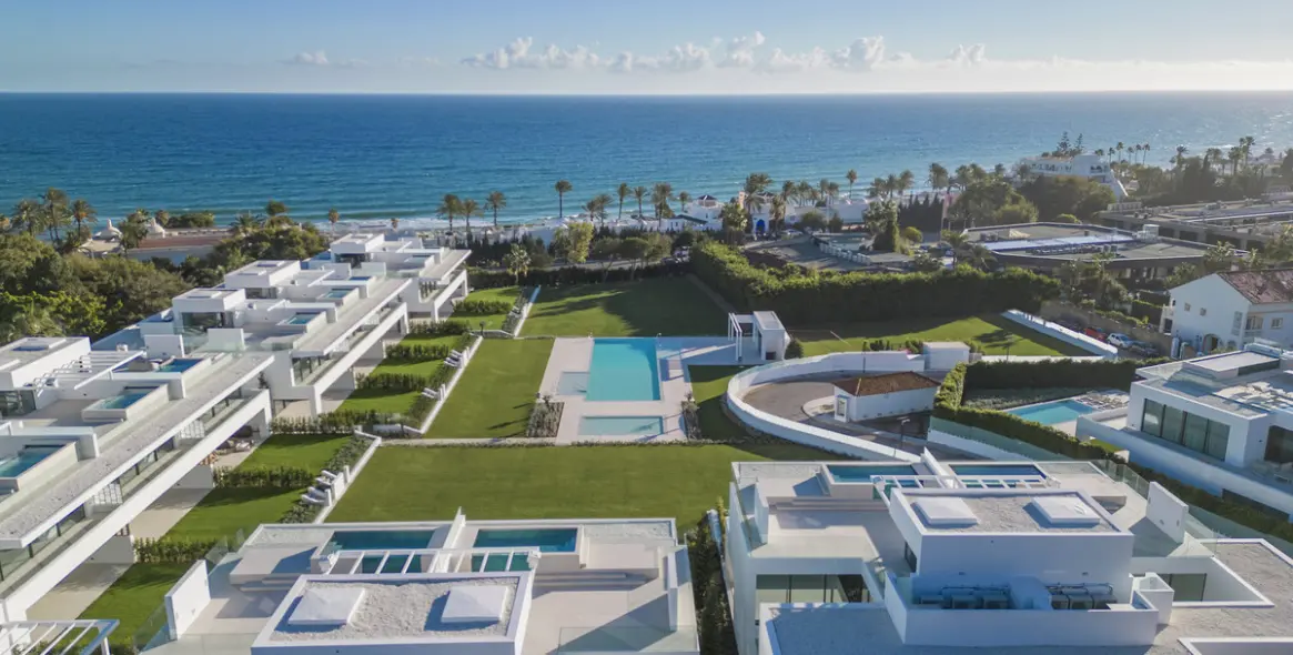 Sale of semi-detached house in Marbella (district The Golden Mile) 9