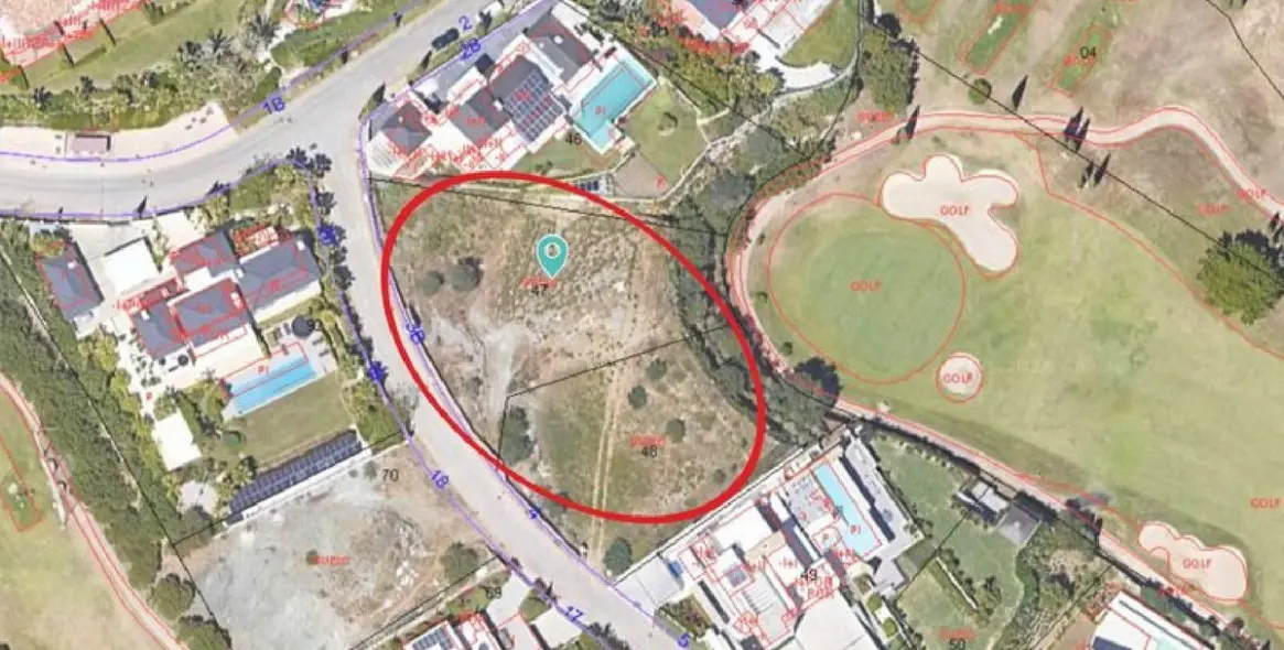 Sale of residential plot in Los Flamingos 6