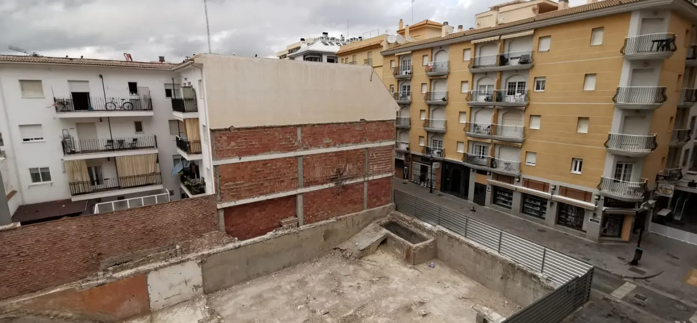 Sale of commercial plot in Fuengirola 0