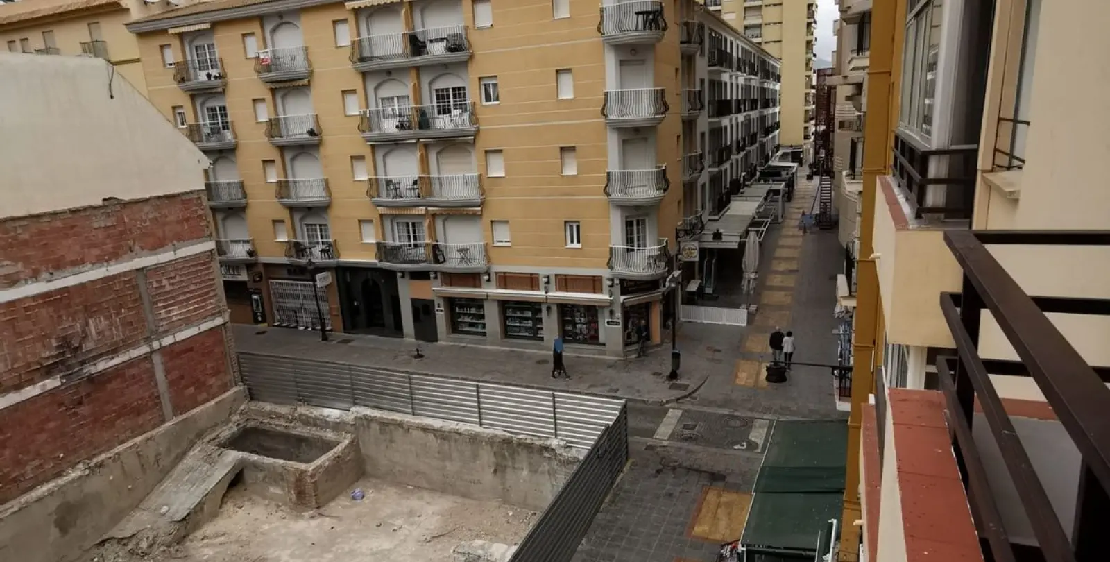 Sale of commercial plot in Fuengirola 3