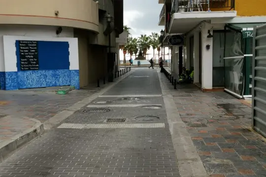 Image 7 thumb