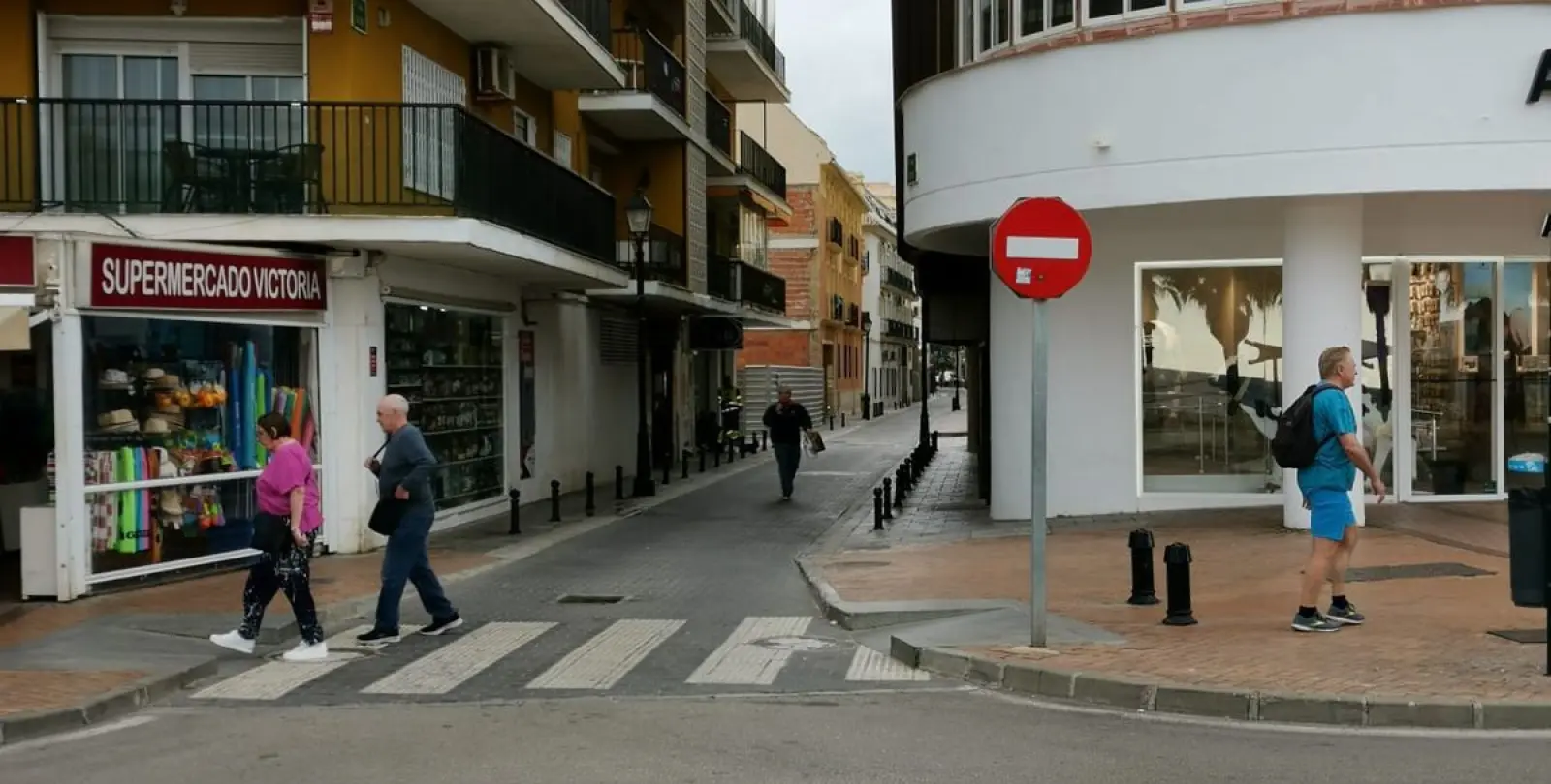 Sale of commercial plot in Fuengirola 9