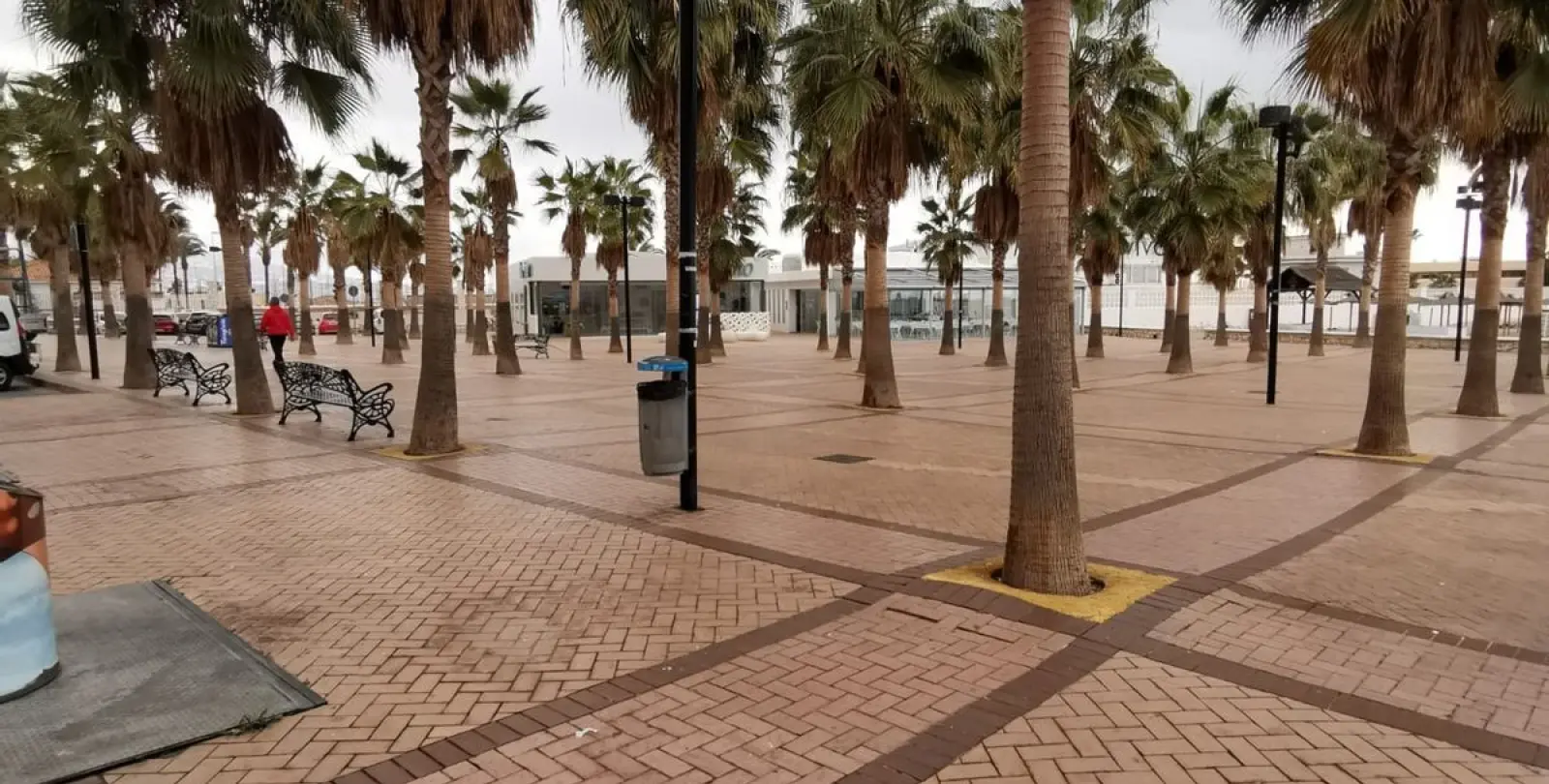 Sale of commercial plot in Fuengirola 13