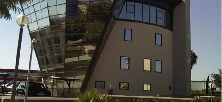 Продажа апартаментного комплекса в Polígonos 1