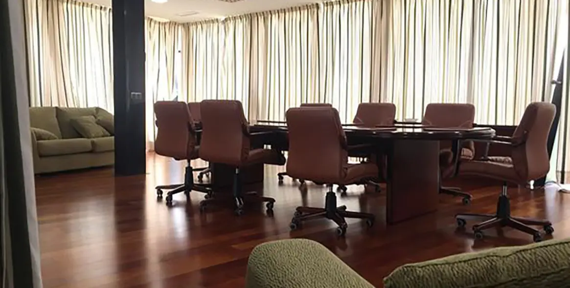 Продажа апартаментного комплекса в Polígonos 10