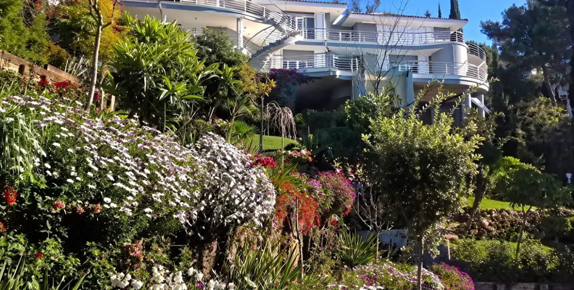 Sale of detached villa in Benahavís (district El Madronal) 1