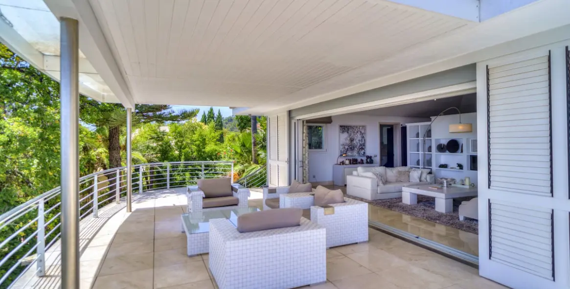 Sale of detached villa in Benahavís (district El Madronal) 8