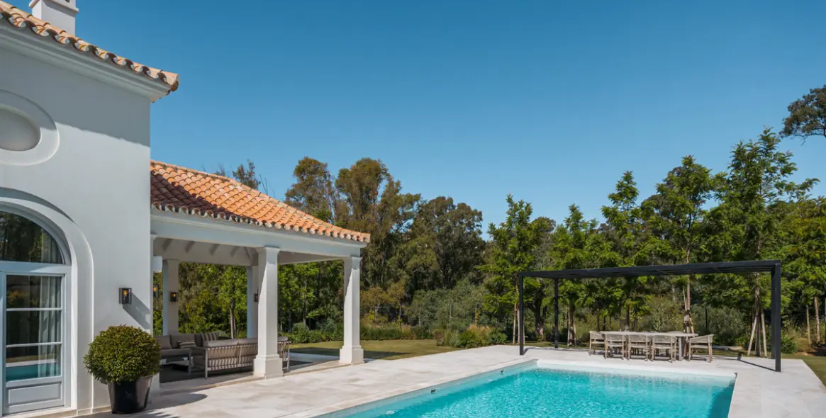 Venta de villa independiente en Nueva Andalucía 7