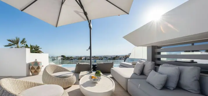 Дом на две семьи R5168548 0