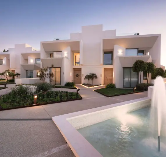 Дом на две семьи R5168548