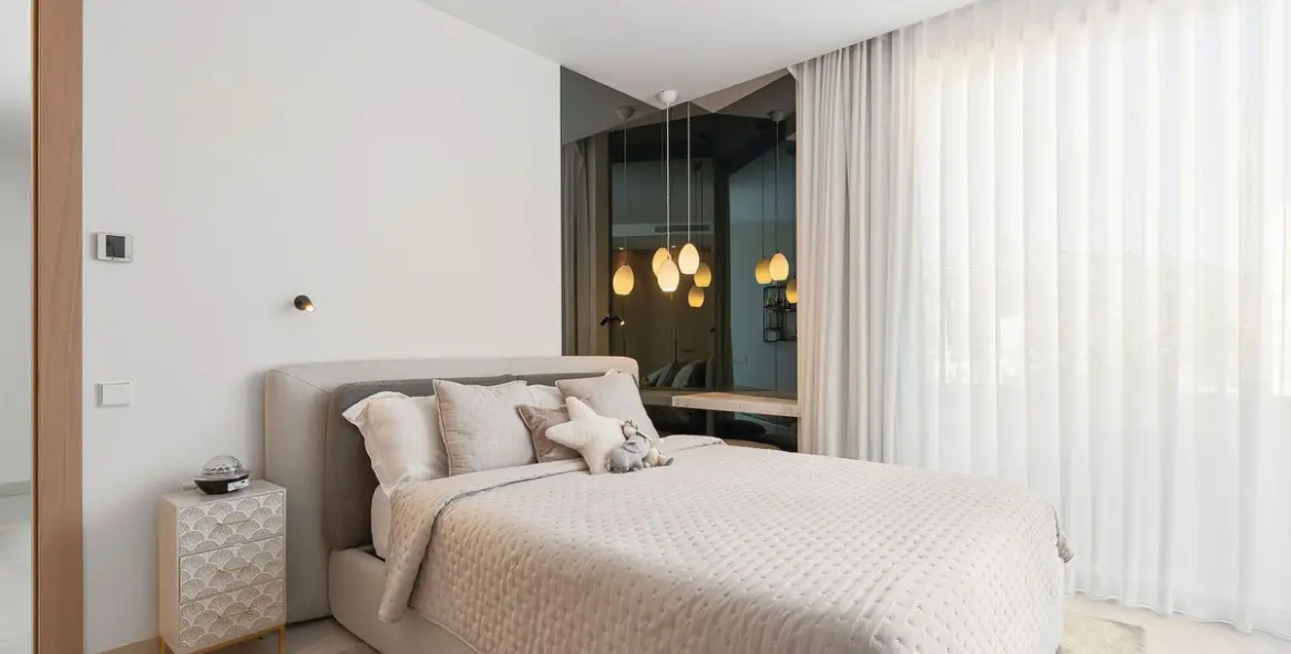 Продажа дома на две семьи в Nueva Andalucía (район Nueva Andalucía) 16