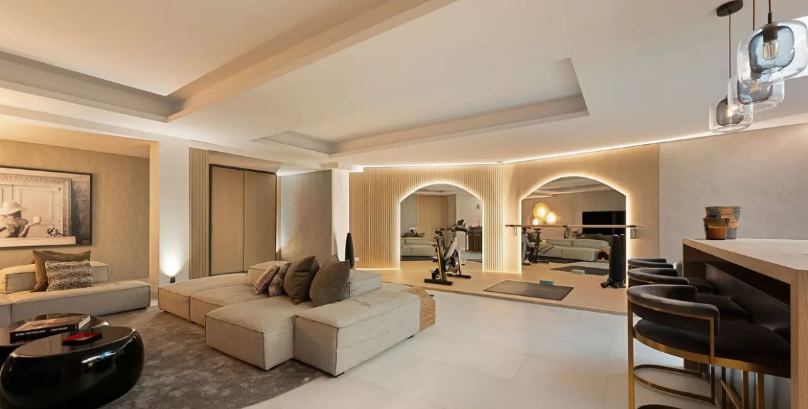 Продажа дома на две семьи в Nueva Andalucía (район Nueva Andalucía) 20