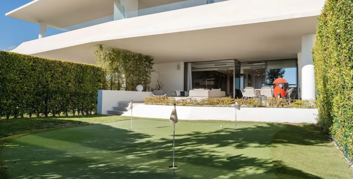 Sale of semi-detached house in Nueva Andalucía 26