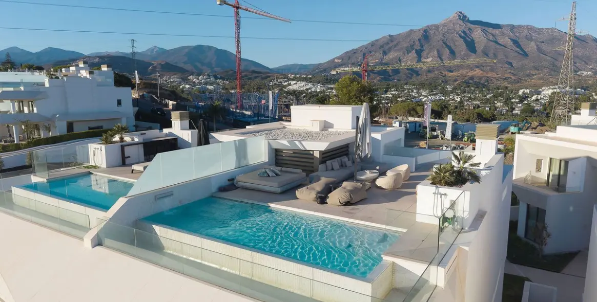 Sale of semi-detached house in Nueva Andalucía 29