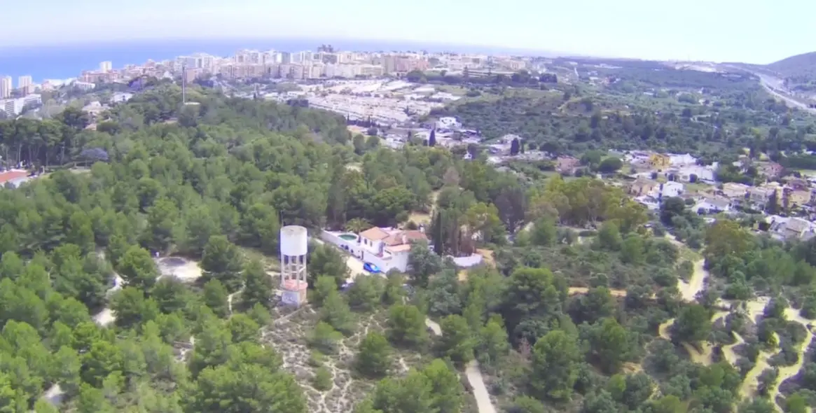 Продажа  жилого участка в Torremolinos 4
