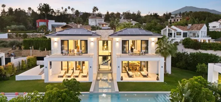 Venta de villa independiente en Benahavís 0