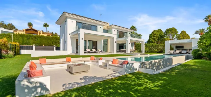 Venta de villa independiente en Benahavís 2