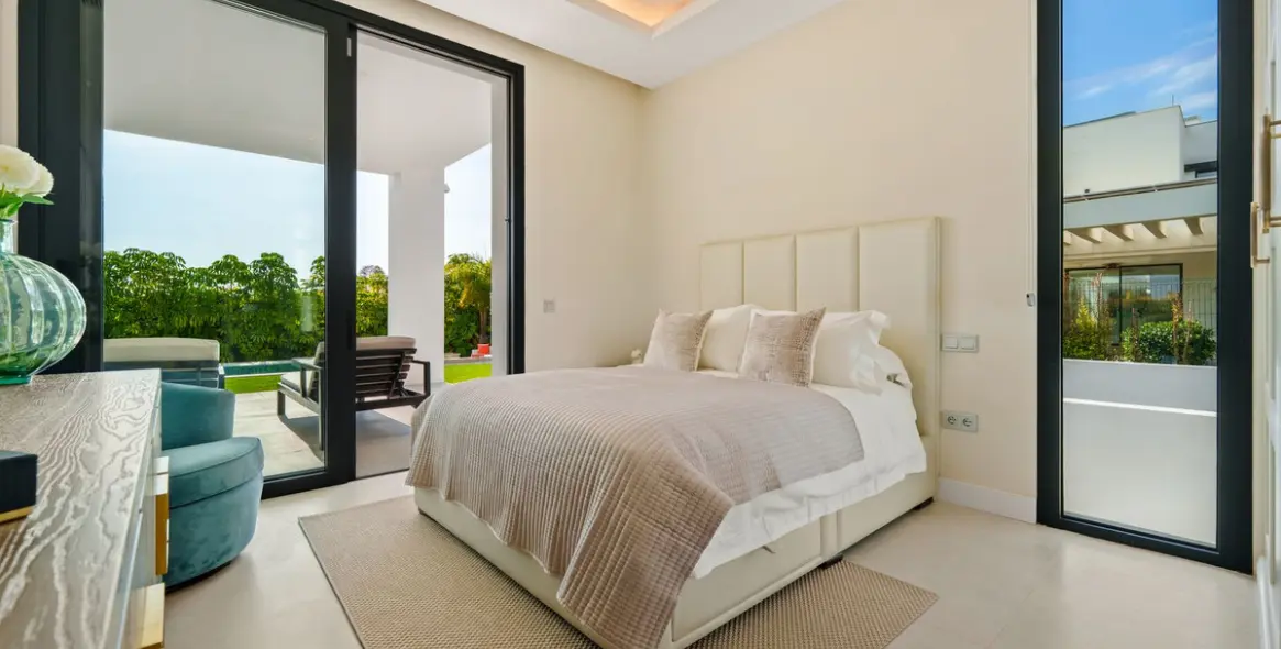 Venta de villa independiente en Benahavís 15
