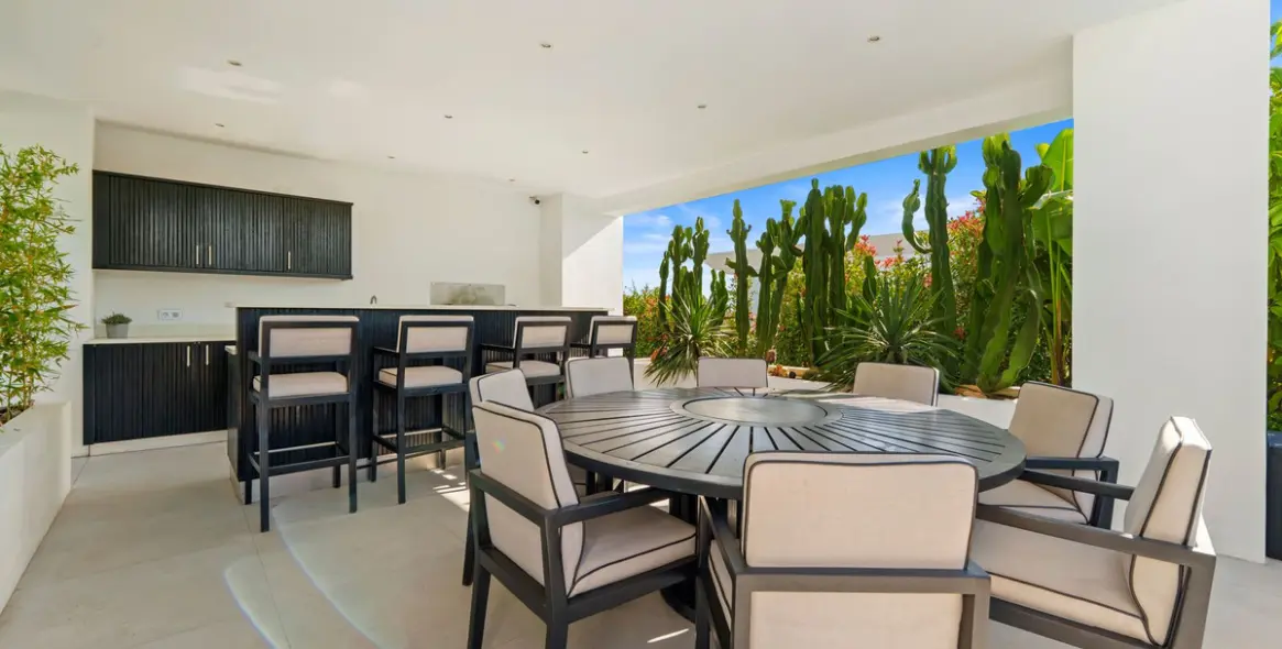 Venta de villa independiente en Benahavís 24