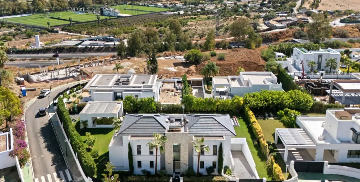 Venta de villa independiente en Benahavís 38