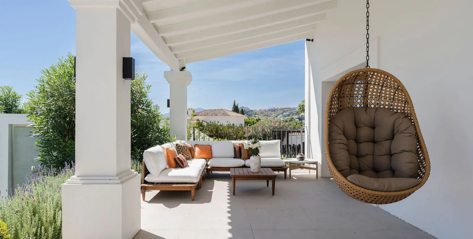 Sale of detached villa in Nueva Andalucía 5