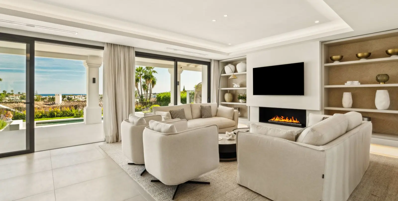 Sale of detached villa in Nueva Andalucía 6