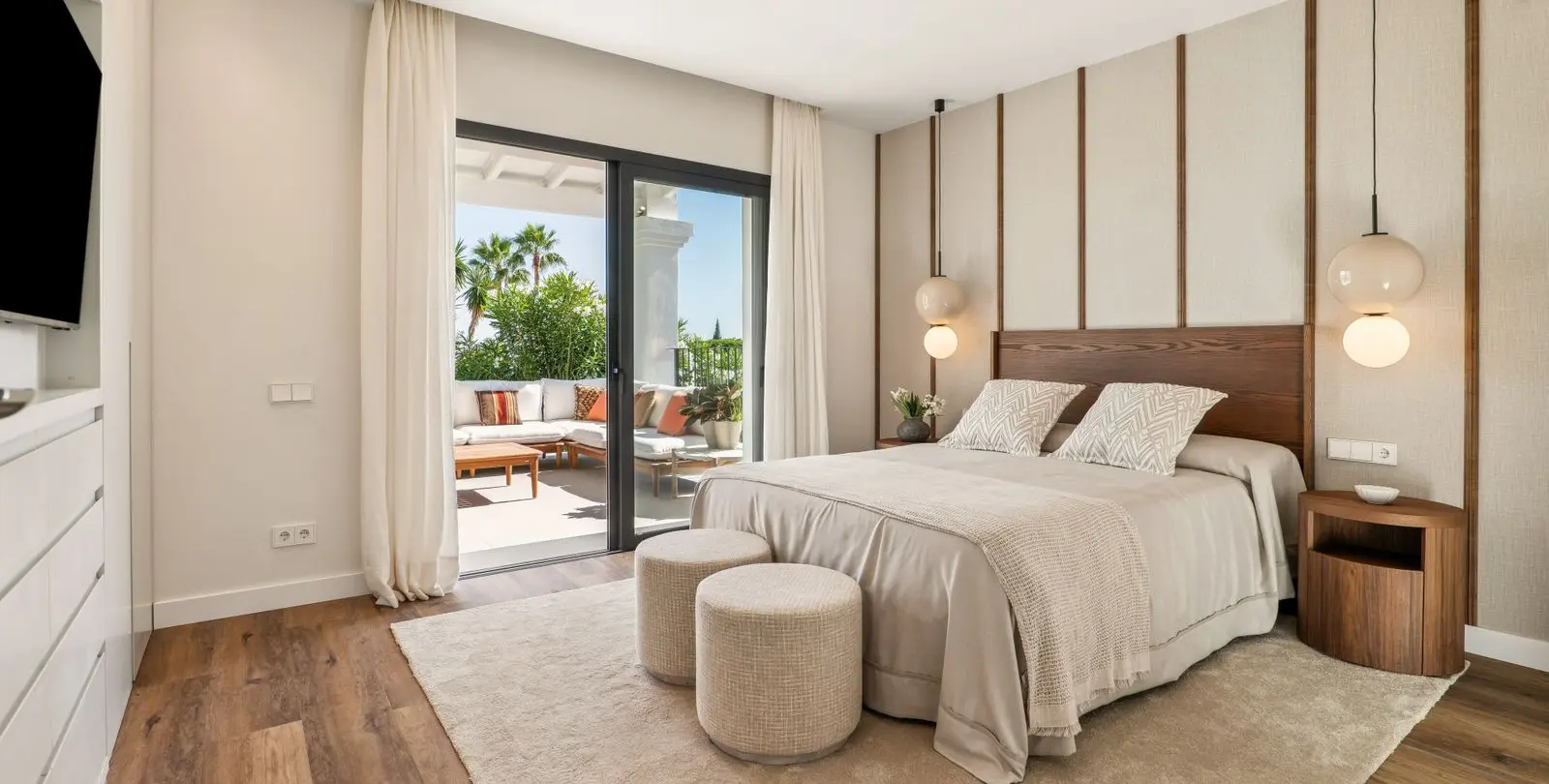 Sale of detached villa in Nueva Andalucía 13