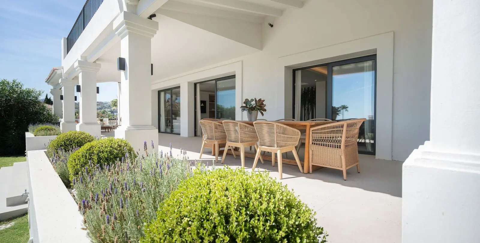 Sale of detached villa in Nueva Andalucía 20