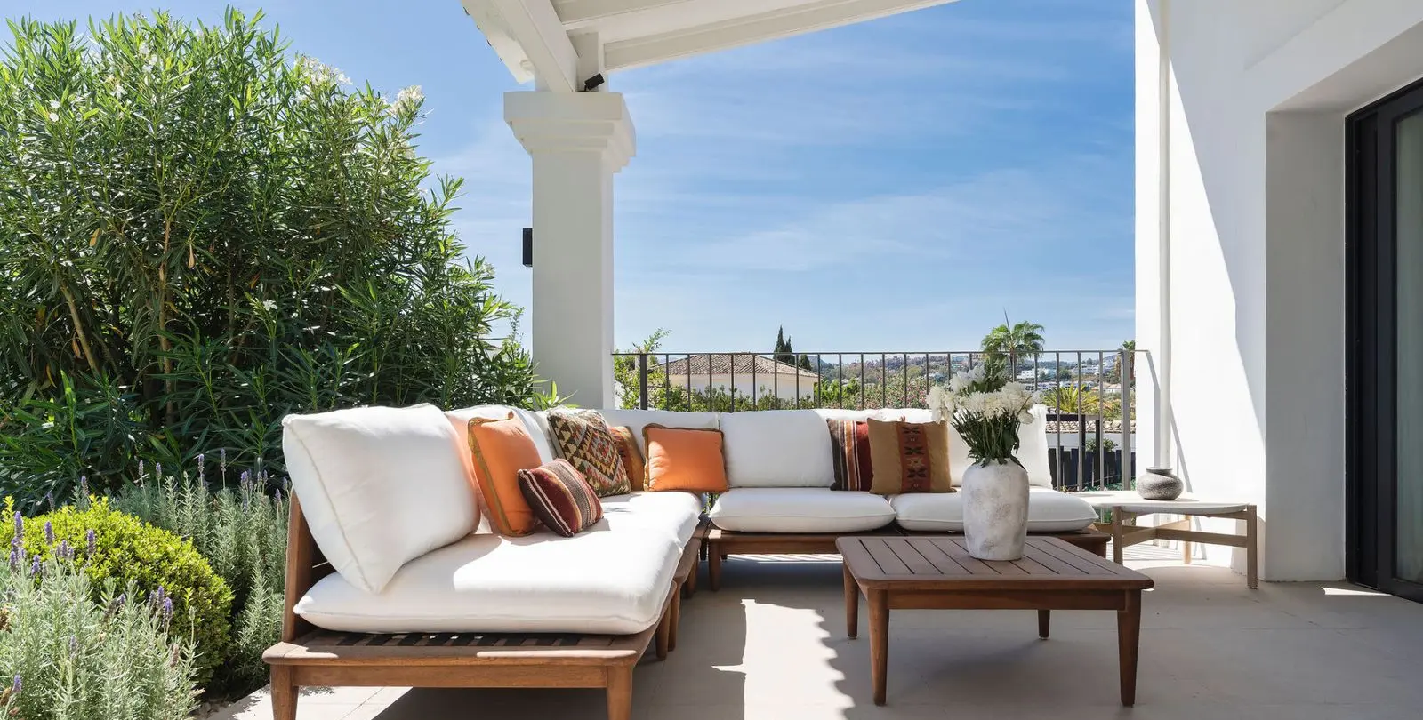Sale of detached villa in Nueva Andalucía 21