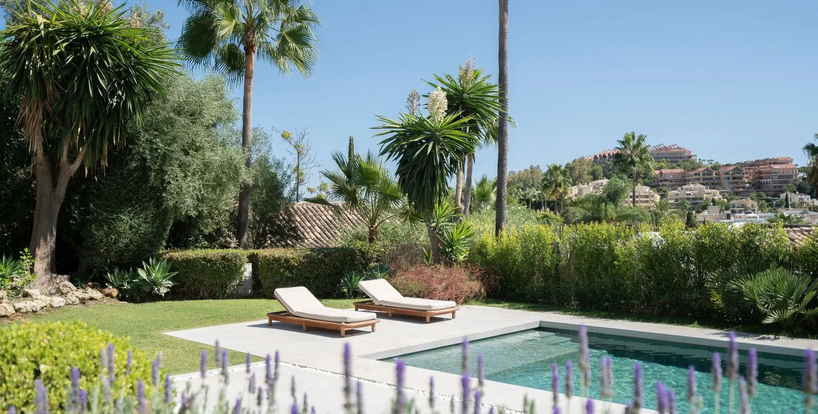 Sale of detached villa in Nueva Andalucía 24