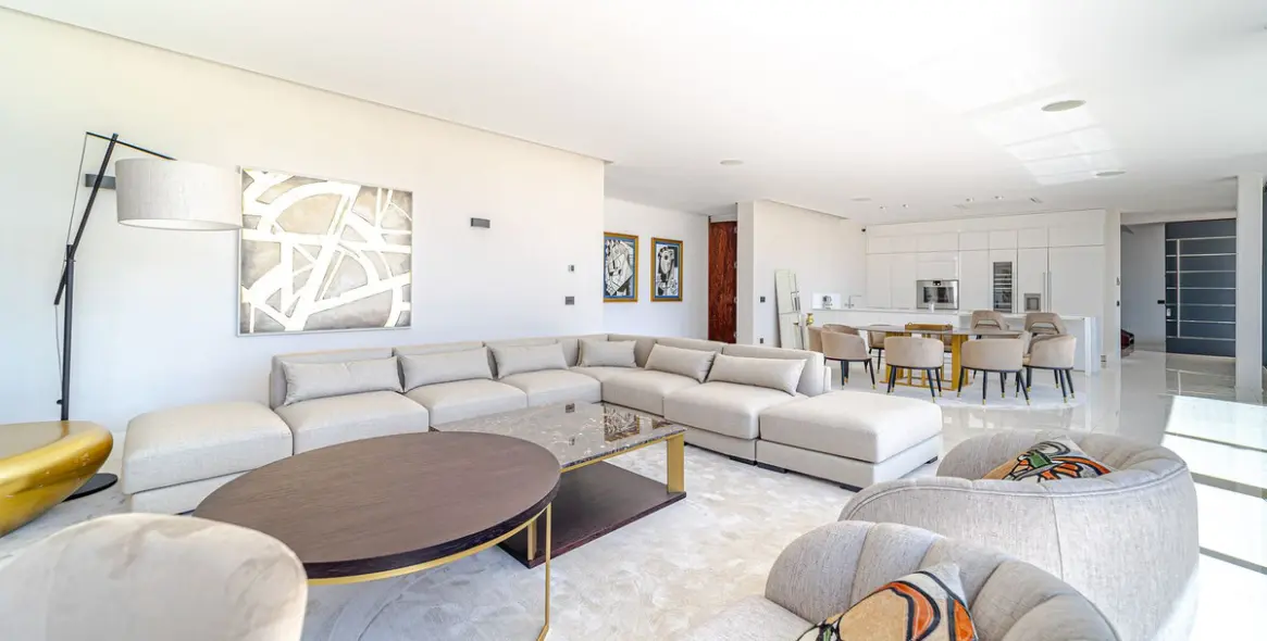 Long-term rent of detached villa in Nueva Andalucía 7