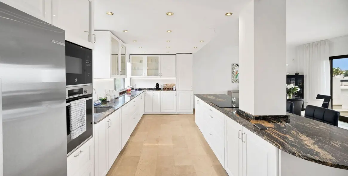 Продажа пентхауса в Marbella 10